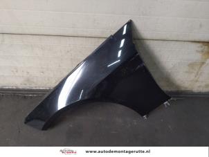 O155910 Gebruikte spatbord links-voor Mercedes E-Klasse