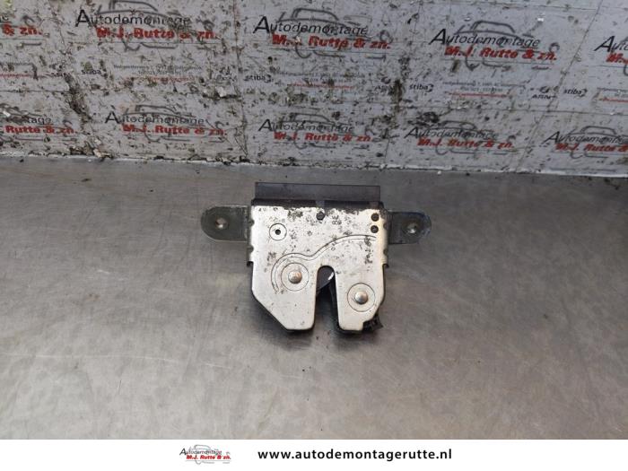 Gebruikte Slotmechaniek Achterklep Lancia Delta O156095