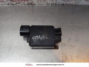O156176 Gebruikte koelvinweerstand Ford Focus