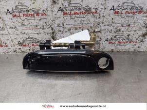 O156224 Gebruikte deurgreep 4deurs links-voor Kia Rio