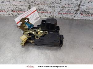 O156270 Gebruikte slotmechaniek portier 4deurs links-voor Chevrolet Nubira