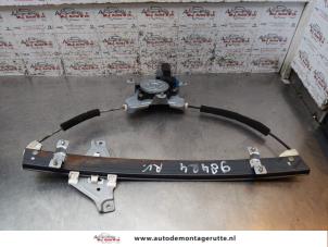 O156275 Gebruikte ruitmechaniek 4deurs rechts-voor Chevrolet Nubira