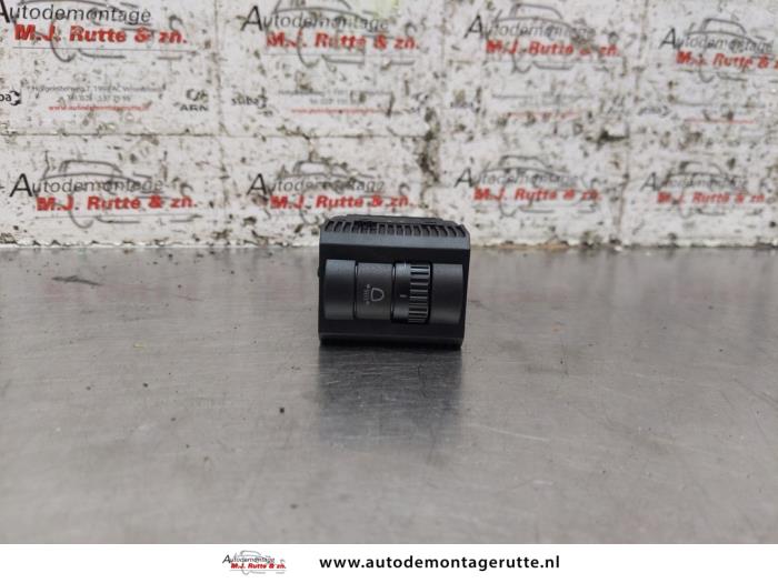 Gebruikte Schakelaar Koplamp Ihv Seat Mii O156319