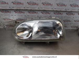 O156330 Gebruikte koplamp links Volkswagen Golf