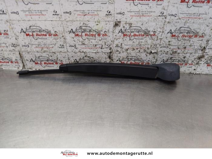 Gebruikte Ruitenwisserarm achter Seat Mii O156366