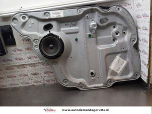 O156677 Gebruikte ruitmechaniek 4deurs links-achter Volkswagen Touran