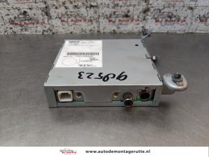 O156736 Gebruikte antenne versterker Nissan Murano