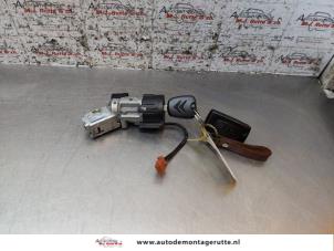 O156799 Gebruikte kontaktslot+sleutel Citroen C2