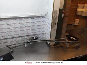 O156847 Gebruikte ruitenwismotor+mechaniek Mercedes Vito