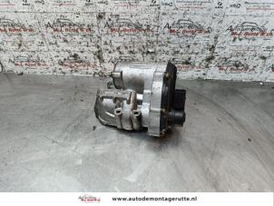 O156911 Gebruikte uitlaat gasklep (egr) Opel Vectra