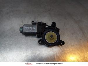 O156963 Gebruikte portierruitmotor Seat Mii
