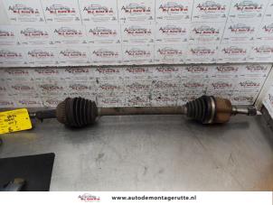 O157085 Gebruikte steekas links-voor Ford Transit