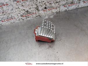 O157119 Gebruikte kachel weerstand Skoda Octavia