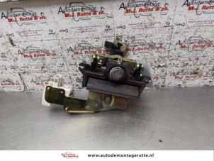 O157122 Gebruikte achterklep slotmechaniek Skoda Octavia