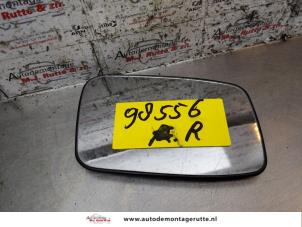 Gebruikte Spiegelglas rechts Volvo V40 (VW) 1.8 16V Prijs op aanvraag aangeboden door Autodemontage M.J. Rutte B.V.