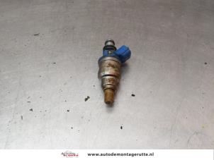 O157184 Gebruikte injector (benzine injectie) Mazda MX-3