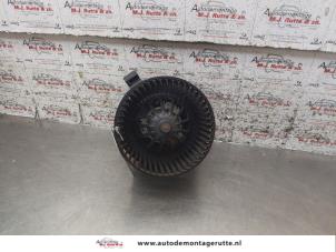 O157332 Gebruikte chaufage ventilatiemotor Renault Clio
