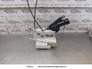 O157337 Gebruikte slotmechaniek portier 4deurs rechts-achter Nissan Pixo