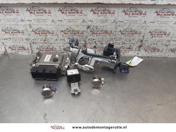 Gebruikte Kontaktslot + computer Nissan Pixo O157395