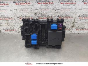 O157396 Gebruikte zekeringkast Nissan Pixo