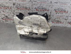 O157397 Gebruikte slotmechaniek portier 4deurs rechts-voor Seat Ibiza