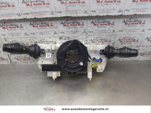 O157449 Gebruikte combischakelaar stuurkolom Renault Megane