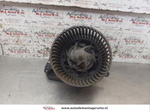 O157452 Gebruikte kachel ventilatiemotor Mercedes Sprinter