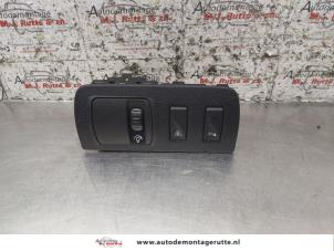 O157487 Gebruikte licht schakelaar Renault Megane