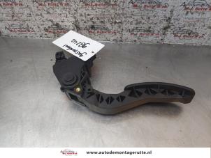 O157490 Gebruikte gaspedaal Renault Megane