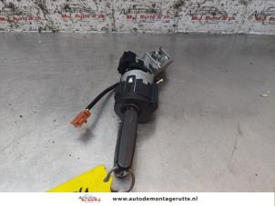 O157569 Gebruikte sleutel+contactslot Peugeot 207