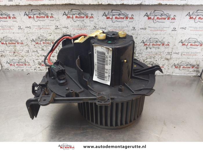 Kachel Ventilatiemotor van een Citroën Jumpy (G9) 1.6 HDI 16V 2008