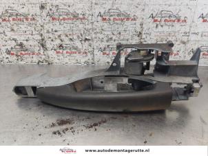 O157579 Gebruikte portiergreep 2deurs links Citroen Jumpy