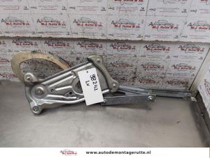 O157650 Gebruikte raammechaniek 2deurs links-voor Renault Megane