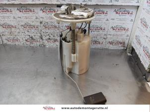 O157667 Gebruikte brandstofpomp elektrisch Renault Megane