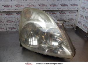 O157749 Gebruikte koplamp rechts Toyota Corolla Verso