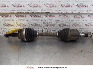 O157782 Gebruikte aandrijfas links-voor Toyota Corolla Verso