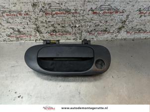 O157866 Gebruikte portiergreep 4deurs links-voor Mitsubishi Space Star