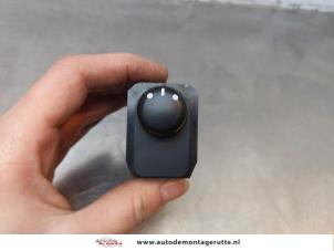 O157981 Gebruikte spiegel schakelaar Suzuki Swift