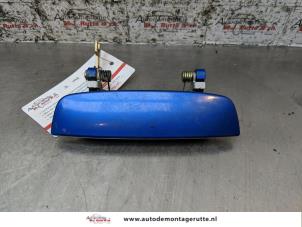 O157992 Gebruikte handgreep achterklep Subaru Impreza