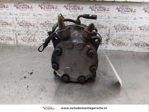 Aircopomp van een Mercedes-Benz Sprinter (904/905) 308 CDI 16V 2004