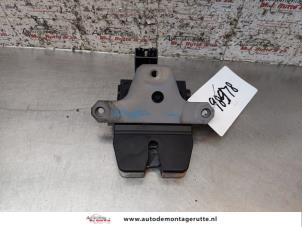 O158052 Gebruikte slotmechaniek achterklep Ford C-Max