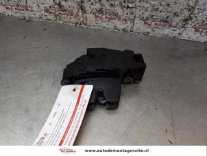 O158121 Gebruikte slotmechaniek achterklep Citroen C4 Picasso