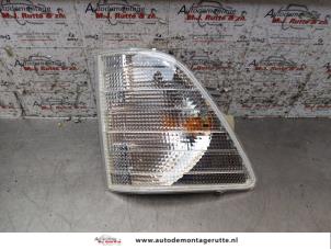 Gebruikte Richtingaanwijzer rechts Mercedes Sprinter 2t (901/902) 208D Prijs op aanvraag aangeboden door Autodemontage M.J. Rutte B.V.
