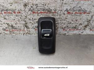 O158166 Gebruikte cabriodak bediening Peugeot 206