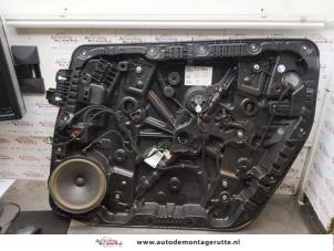 O158243 Gebruikte raammechaniek 4deurs rechts-voor Mercedes B-Klasse