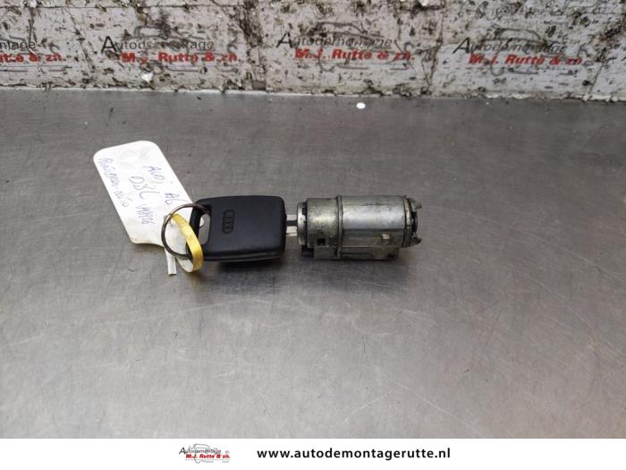 Gebruikte Cilinderslot Portier links Audi A6 O158266