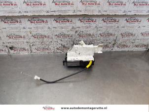 O158302 Gebruikte slotmechaniek portier 2deurs rechts Citroen Jumpy