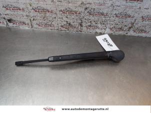 O158378 Gebruikte ruitenwisserarm achter Volkswagen Polo