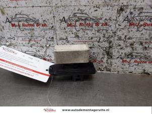 O158412 Gebruikte kachel weerstand Toyota Corolla
