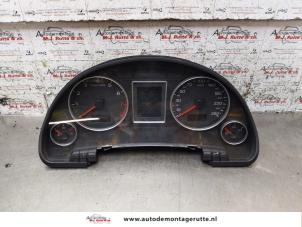 O158444 Gebruikte kilometerteller km Audi A4